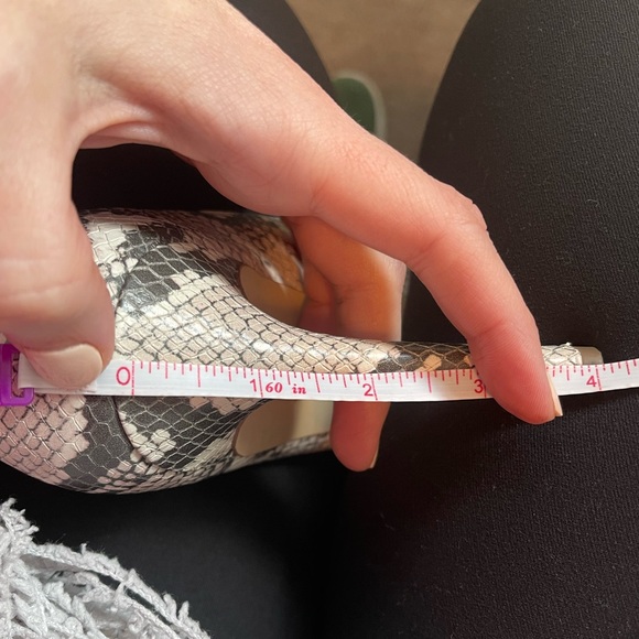 Sam Edelman Heel, Size 10 - Picture 6 of 6